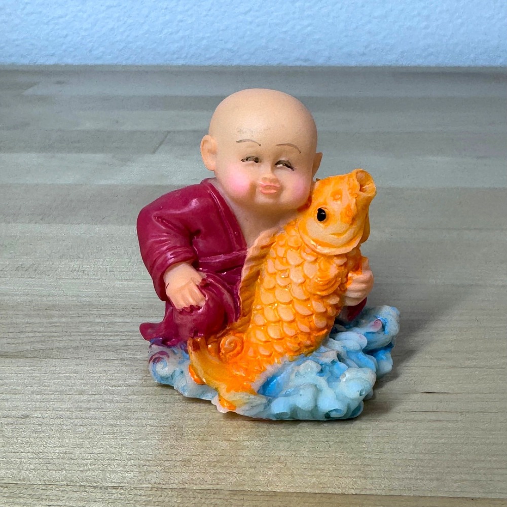 Miniature Monk Figurine with Golden Koi Fish Magenta Robe Resin Statue 2 inch